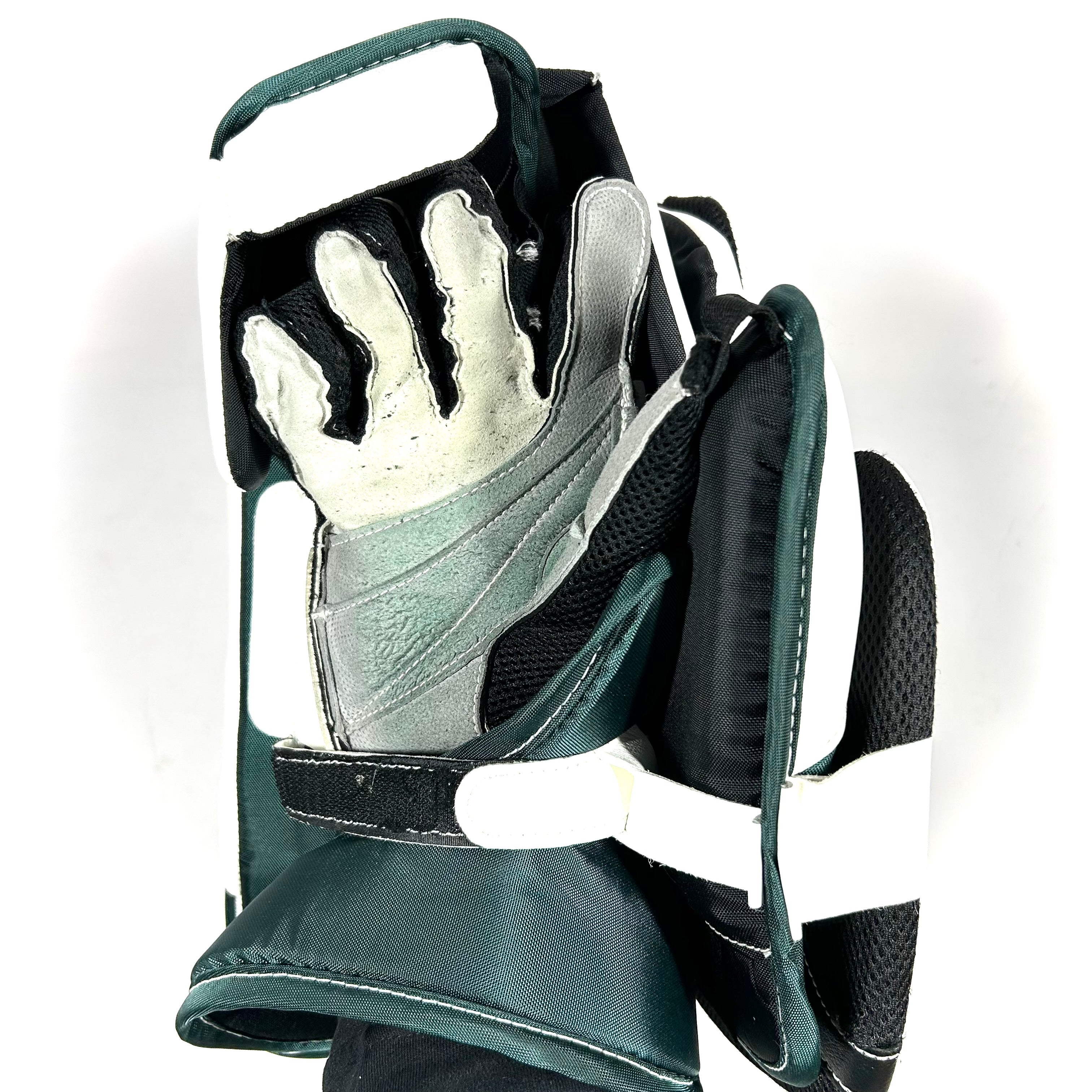 CCM Extreme Flex 4 - Used Goalie Blocker (Green/White)